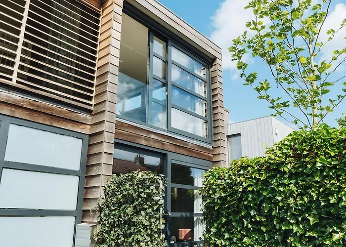 Familiehotel: Sfeervol luxe appartement Haarlemmerhout bij Haarlem Centrum en Amsterdam - gratis parkeren